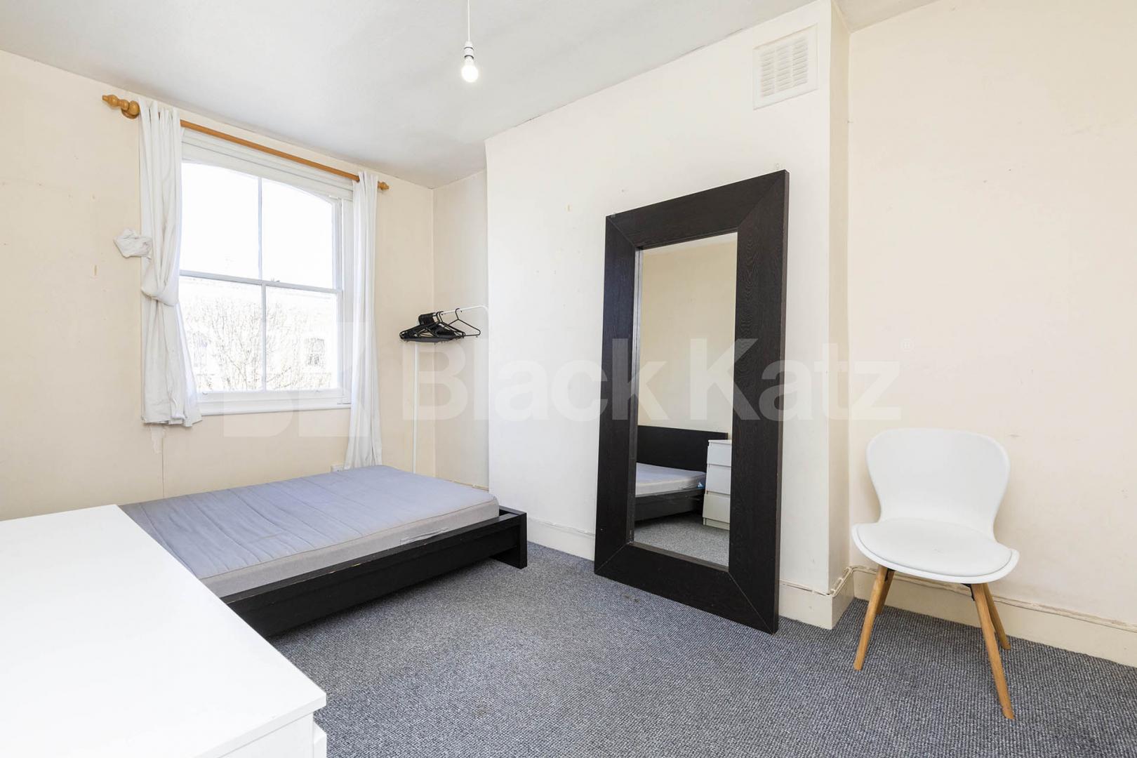 4 bedroom 2 bathroom maisonette with private garden Northchurch Road, Islington